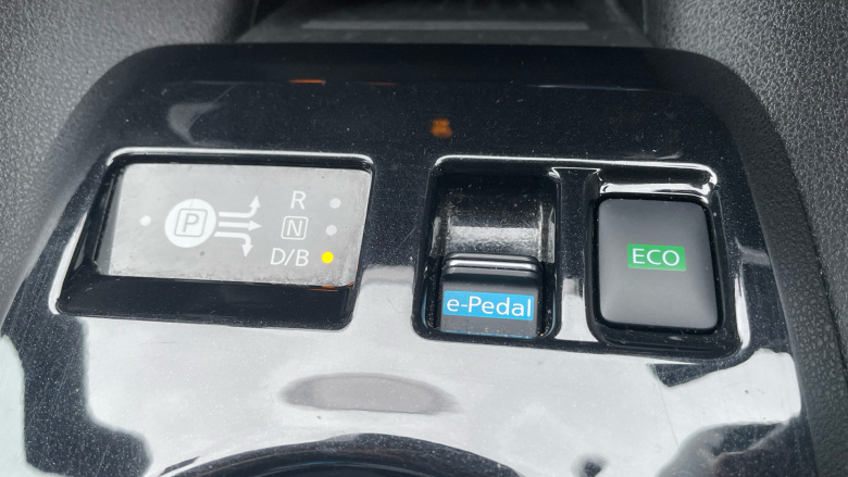 Nissan LEAF 110kW Tekna 40kWh 5dr Auto Electric Hatchback